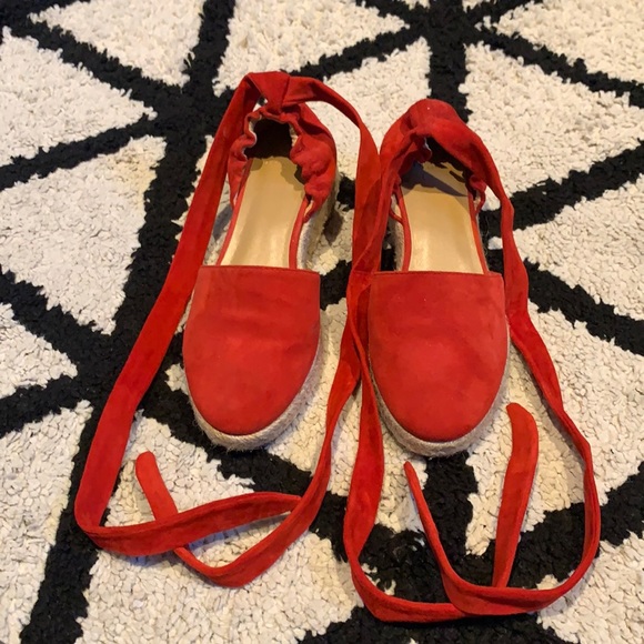 Red, suede, ankle tie espadrilles size 6 Marc Fisher - Picture 1 of 4